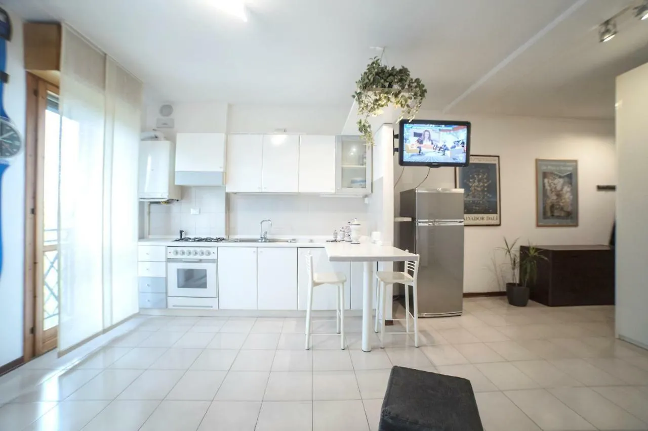 Little Ferrara Apartment 0*,  Italy
