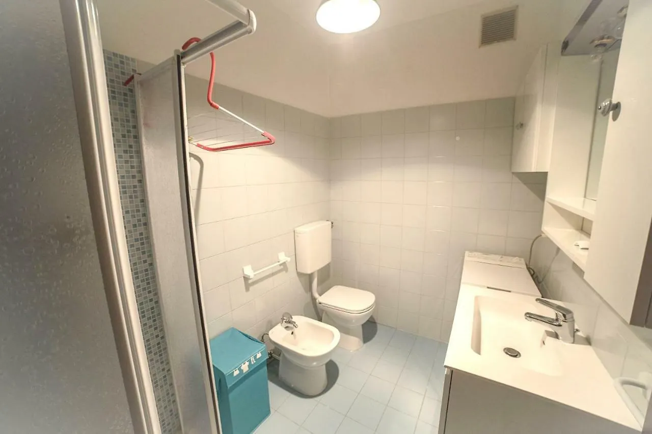 Little Ferrara Apartment Italy