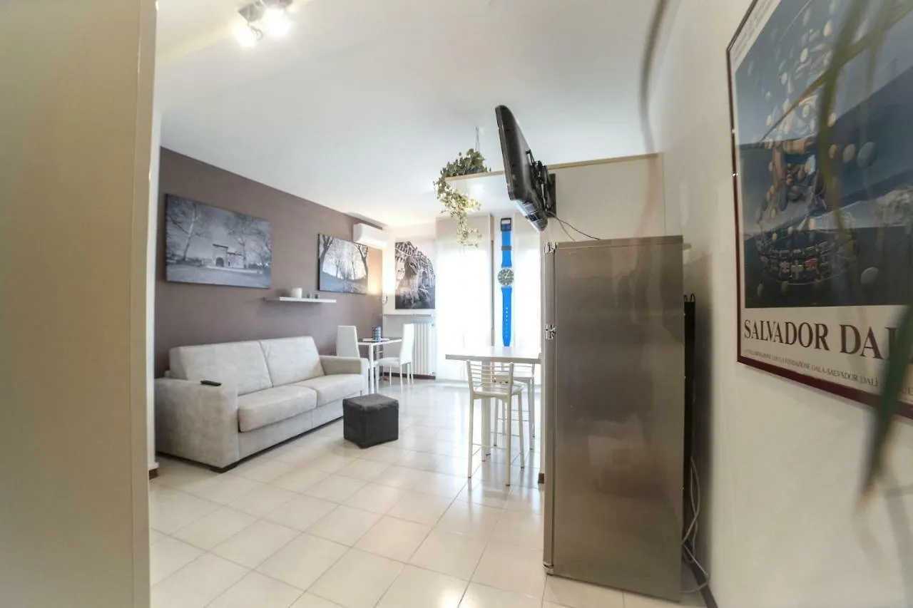 Little Ferrara Apartment